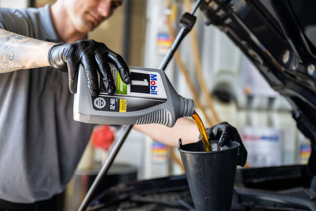 El Cambio de Aceite de 10 Minutos Sin Salir de Tu Carro Image