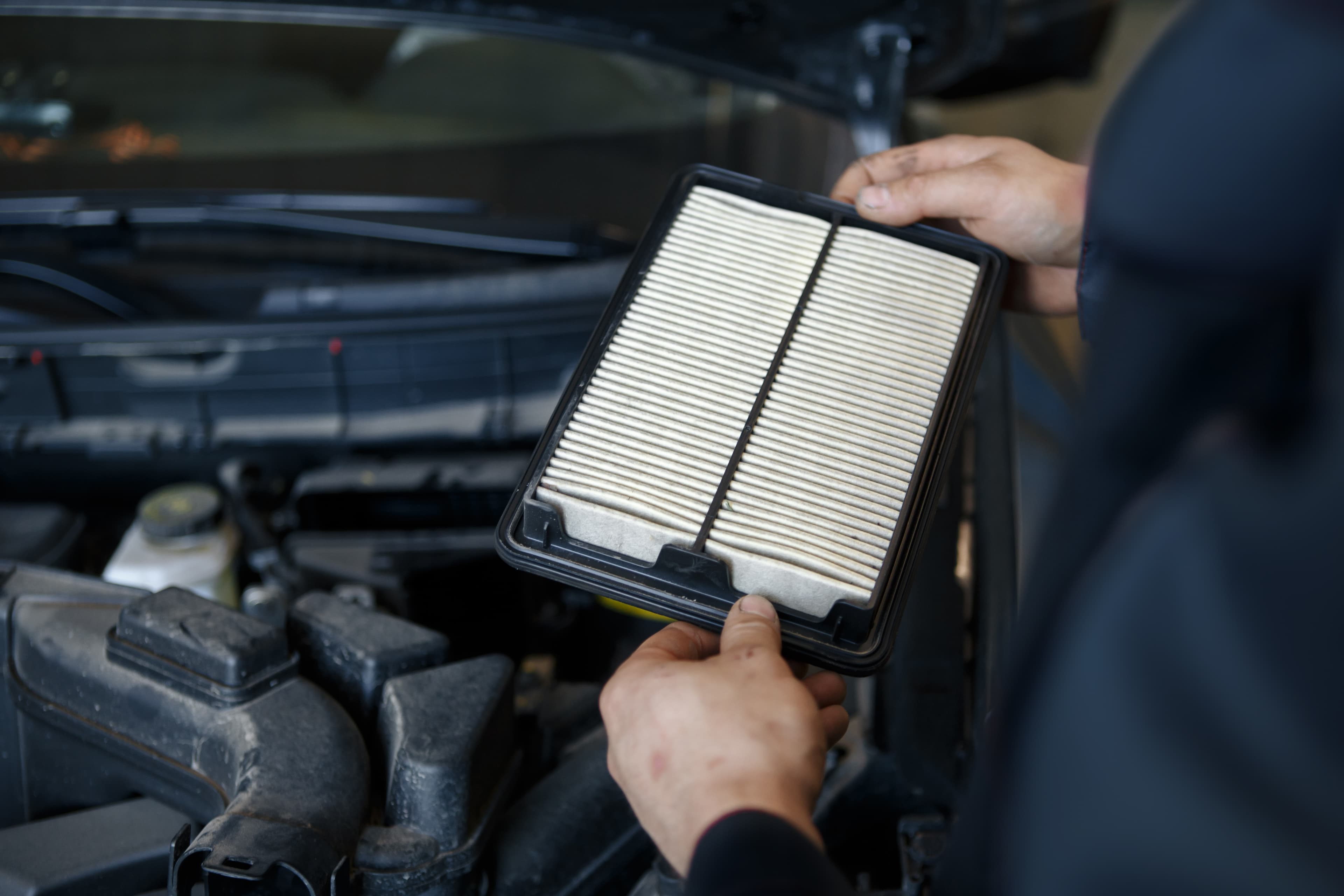 5 Benefits of Changing the Air Filter in Your Car